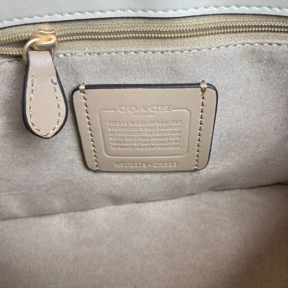 Coach Women's Underarm Bag - Picture 7 of 9